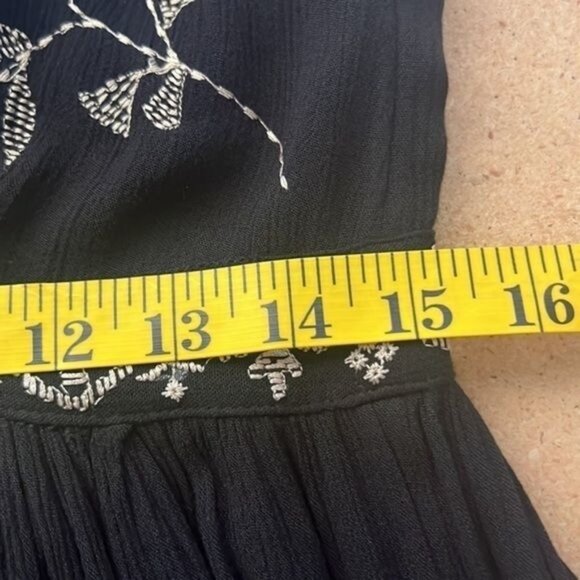 Urban Outfitters Dress Womens S Black Embroidered Sleeveless Mini Boho Style - Picture 14 of 14